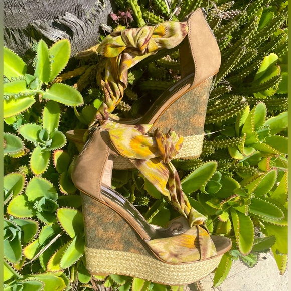 RACHEL Rachel Roy Shoes - Rachel Roy wedge shoes Size~8M